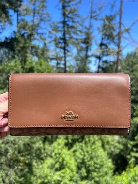 COACH Slim Trifold Wallet Brown Credit Card Holder AUTHENTIC
